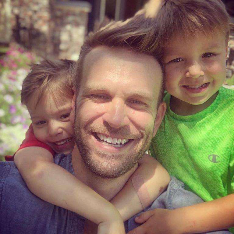 John Brotherton Biography Age, Girlfriend, Family-rd - mrDustBin