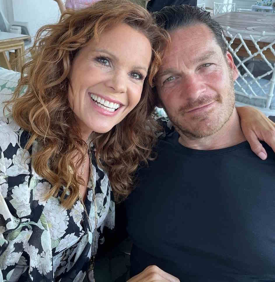 Robyn Lively Husband