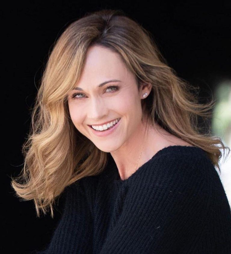 Nikki Deloach Biography, Age, Family, Husband - mrDustBin