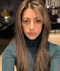 Reshma Shetty Biography, Age, Height, Husband - mrDustBin