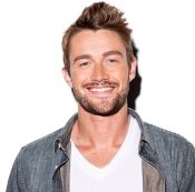Robert Buckley Biography, Age, Height, Weight, Wife, Family - mrDustBin