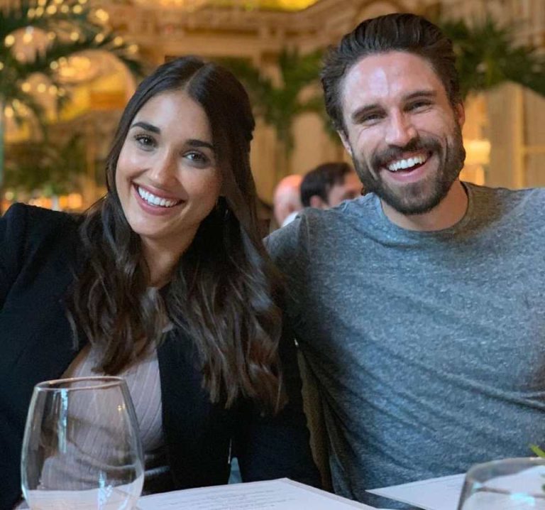 James O'Halloran Biography, Age, Height, Wife - mrDustBin