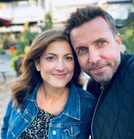 Julia Benson Biography, Age, Height, Weight, Husband - mrDustBin