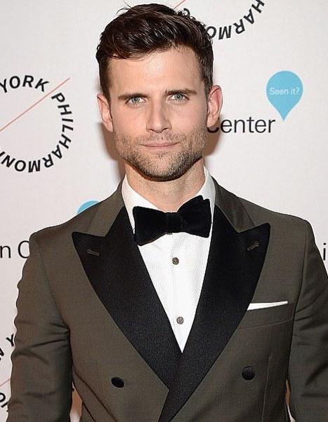 Kyle Dean Massey Biography (Age, Height, Weight, Girlfriend & Hallmark movie)