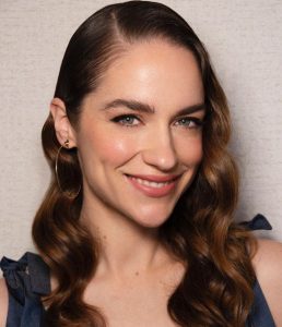Melanie Scrofano Biography, Age, Height, Weight, Husband - mrDustBin