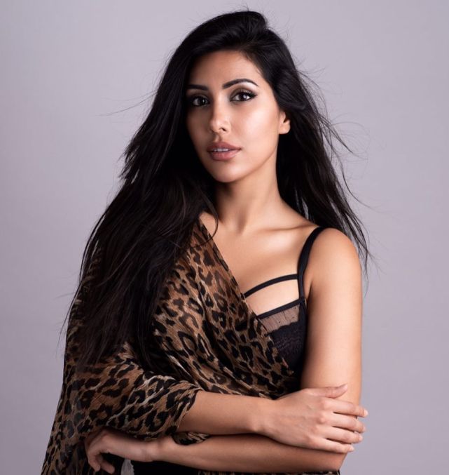 Nisha Aaliya Biography, Age, Height, Weight, Boyfriend, Career & Hallmark Movies