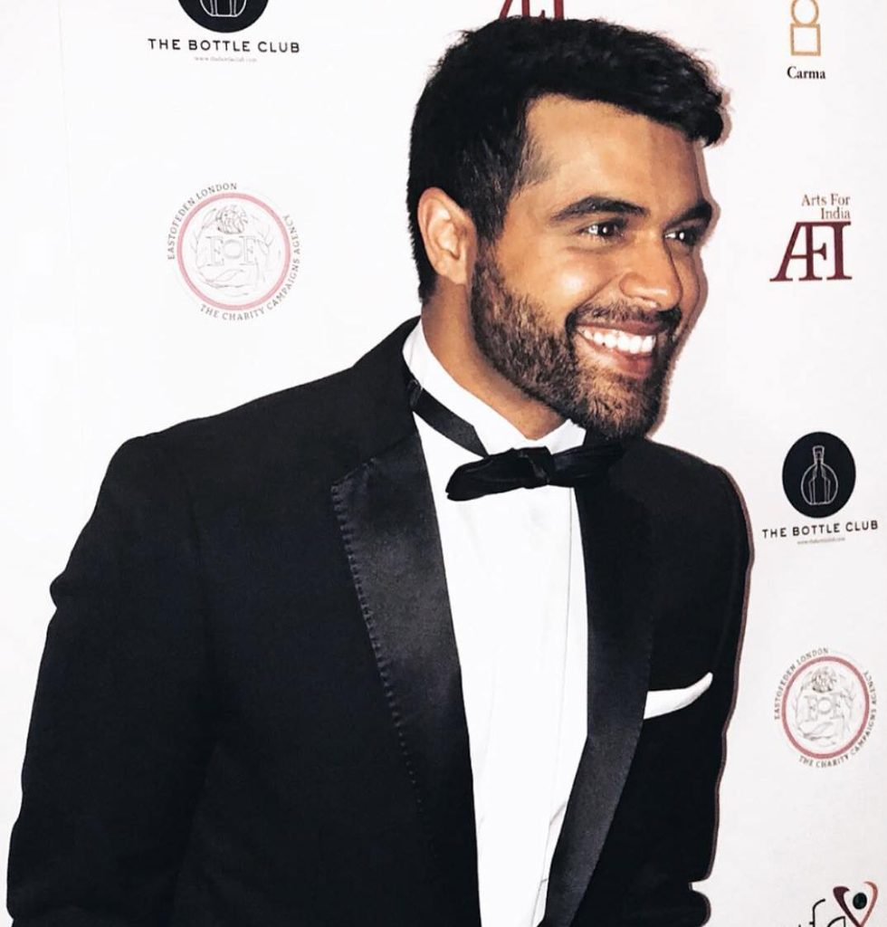 a-keller-christmas-vacation-hallmark-movie-cast-mrdustbin