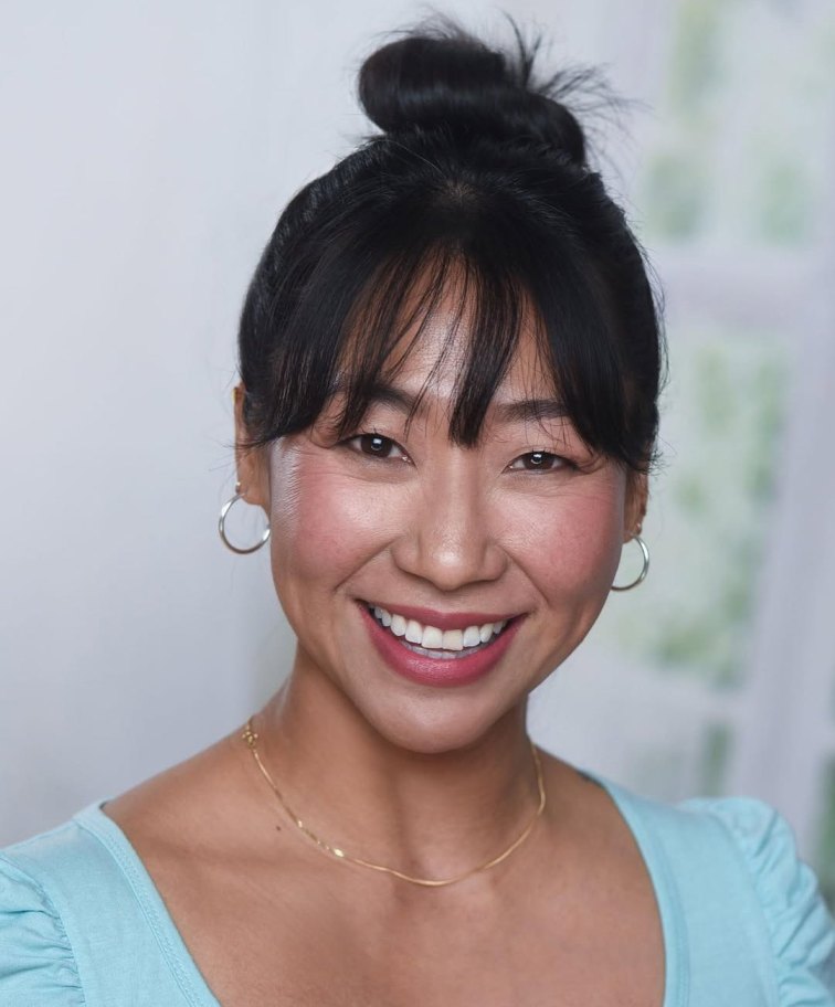 Jinny Wong Biography, Age, Height, Weight, Husband, Family, Career & Hallmark Movie