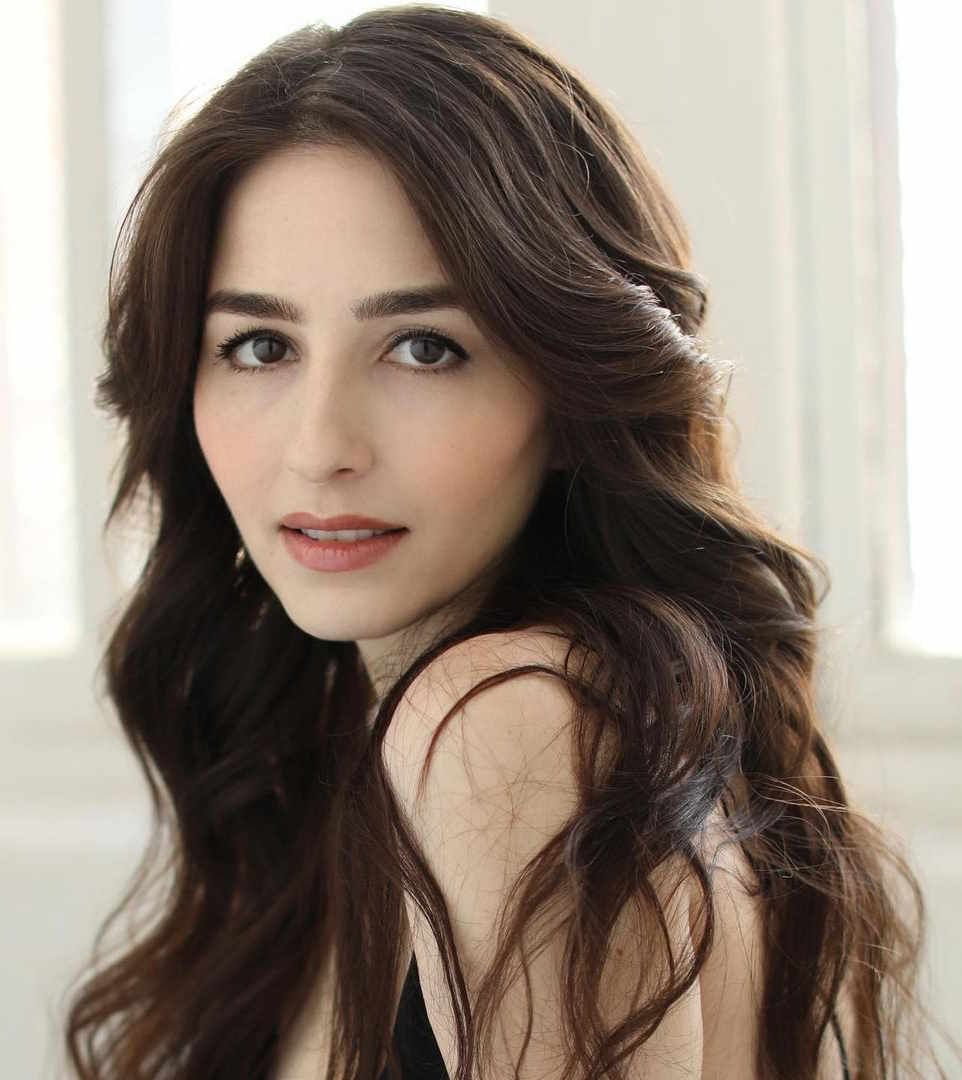 Natalie Knepp Biography, Age, Height, Weight, Husband, Family, Career & Hallmark Movie