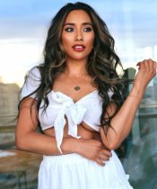 Donna Benedicto Biography, Age, Height, Weight, Boyfriend - mrDustBin